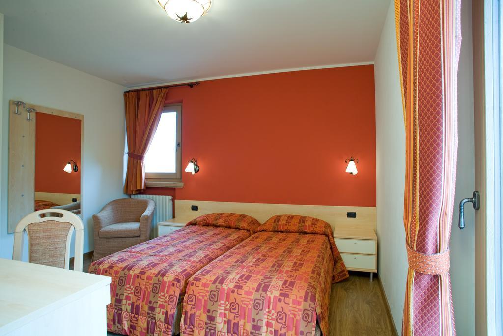 Chalet Kiara - Appartamenti Abar Livigno Zimmer foto